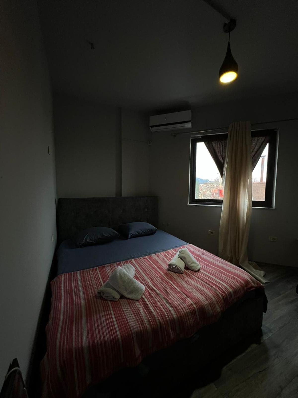 The Rooftop Hostel Shkodër Quarto foto