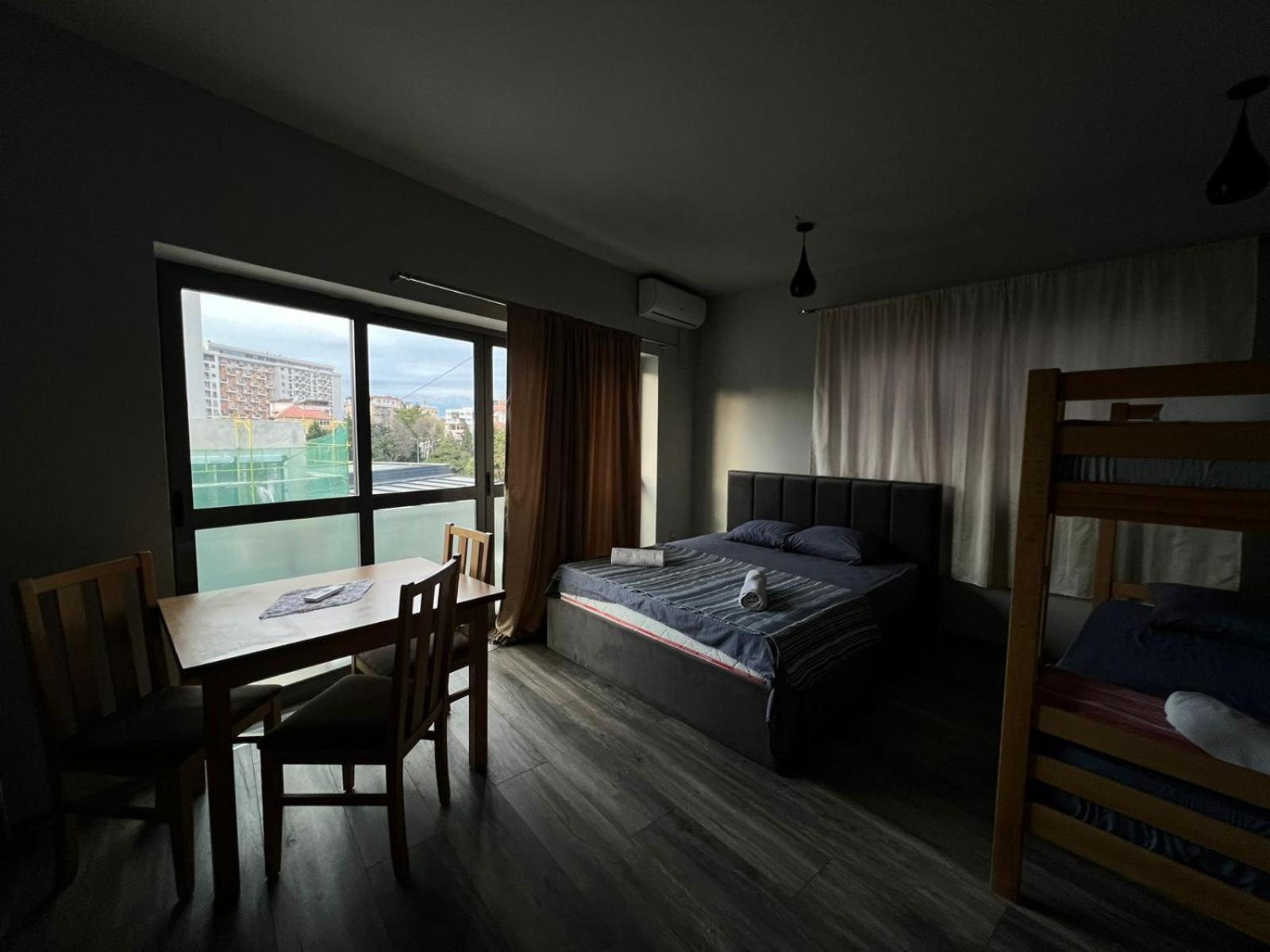 The Rooftop Hostel Shkodër Quarto foto